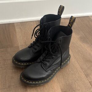 NWOT Dr. Martens Black Boots Air Wear